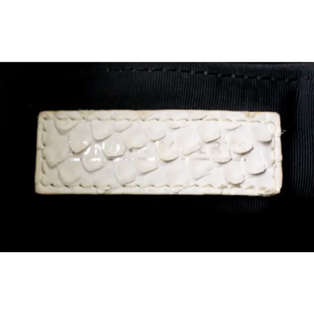 SONDRA ROBERTS SNAKE EMBOSSED WHITE GENUINE LEATHER HOBO TOTE SHOULDER BAG PURSE - Picture 11 of 11